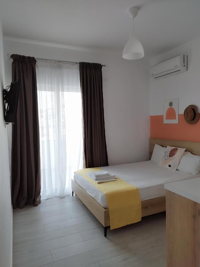 Iris Apartments Ksamil Esterno foto