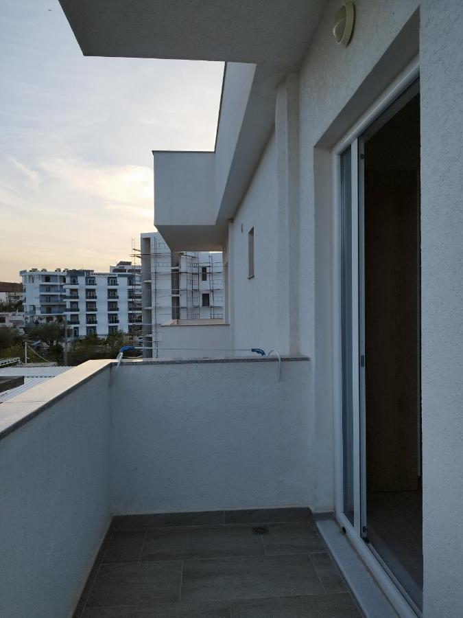 Iris Apartments Ksamil Esterno foto